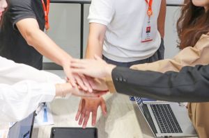 医疗行业中的米兰官方站网页版在线登入-米兰（中国）
成功案例